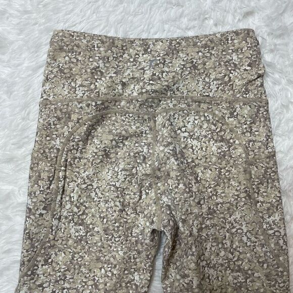 Zyia Active Leggings Sz 6-8 Green Beige Camo Compression Side Pocket Hi Rise Ruc - Picture 8 of 9